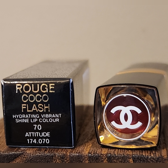 CHANEL ROUGE COCO FLASH LIP COLOUR - ATTITUDE - Picture 5 of 6